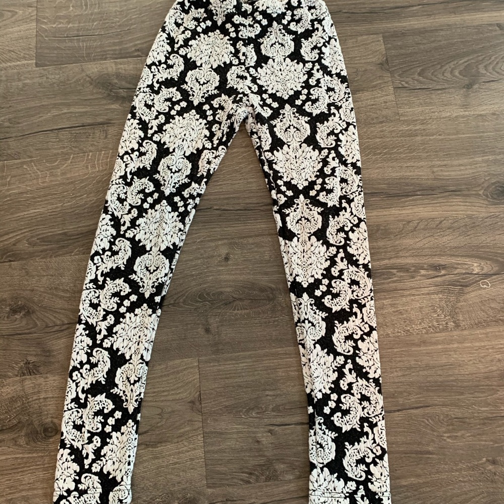 Pants - Picture 4 of 11